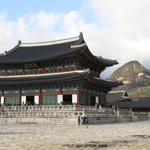 Geungjeong-jeon palace