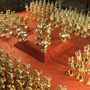 Golden toy soldiers