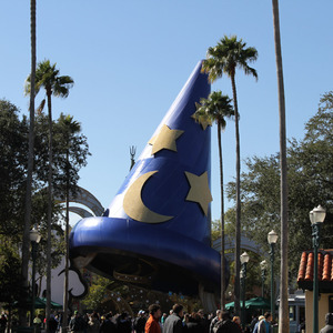 Sorceror's Hat at Disney's Hollywood Studios