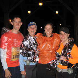 Donna, Cecilia, Laura, and I bundled up before the race