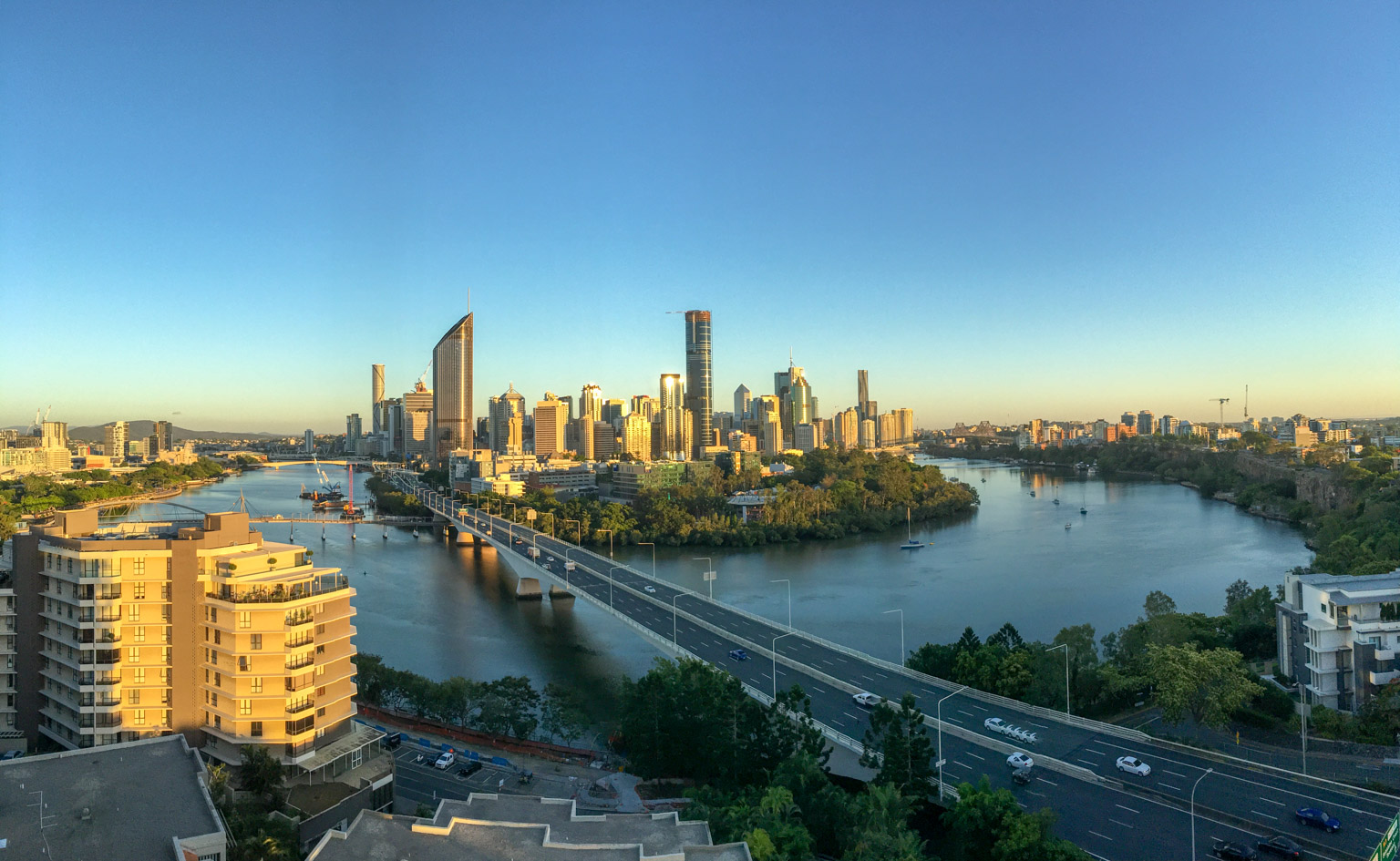 Brisbane morning panorama