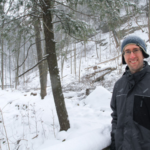 Hiking to Tiffany Falls