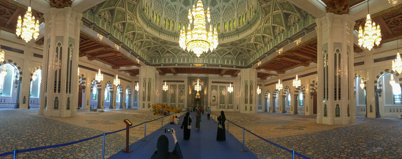 Interior of the prayer hall of the Grand Mosque