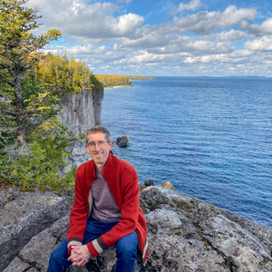 Hiking on the Bruce Peninsula trail