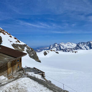 The Mönchsjoch hut