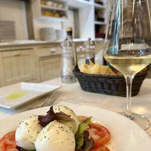 An Italian caprese salad