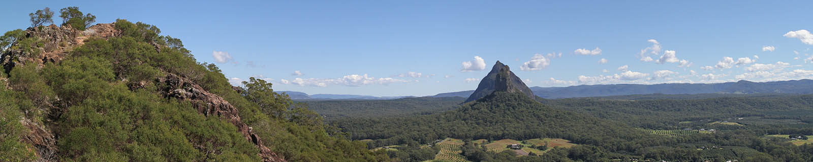 Panorama from top of Mount Ngungun